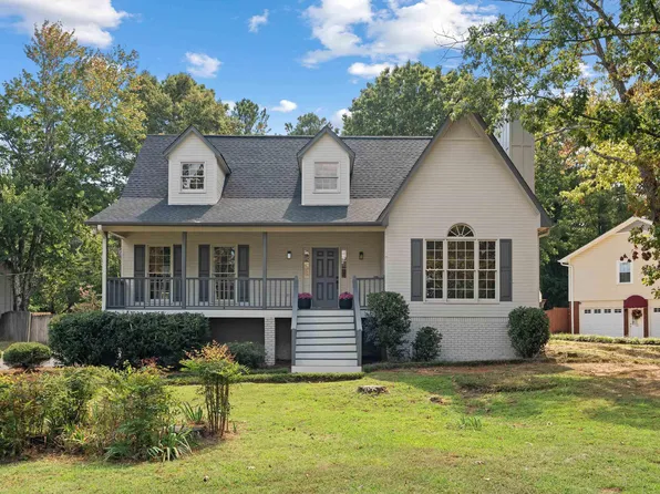 1121 Colonial Dr, Alabaster, AL 35007