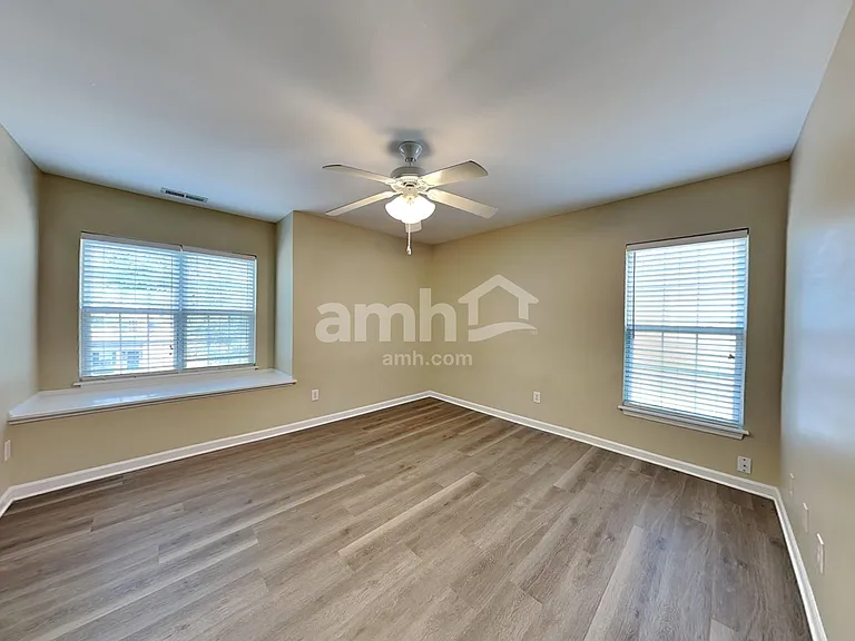 516 Littleport Dr — Photo 14