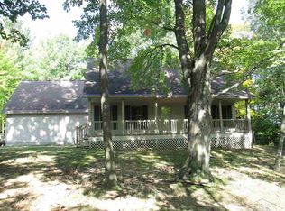14230 Roe Rd, Freeland, MI 48626