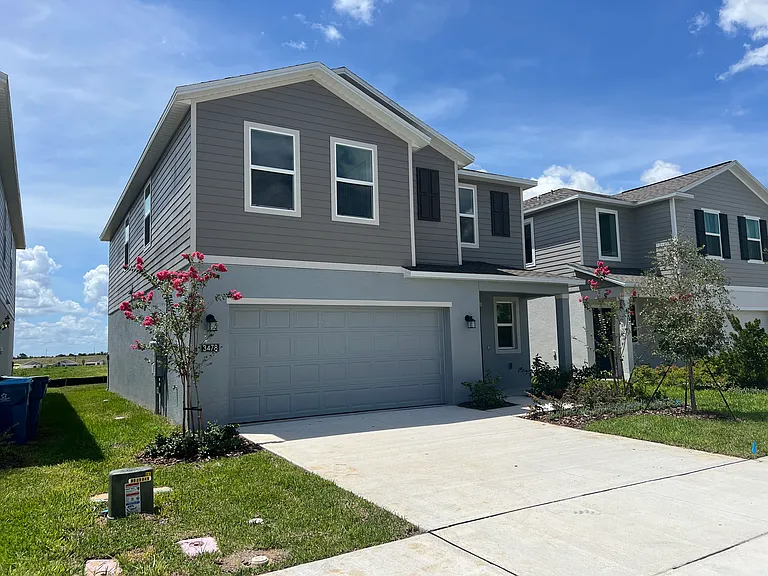 3478 Howell Dr — Photo 2