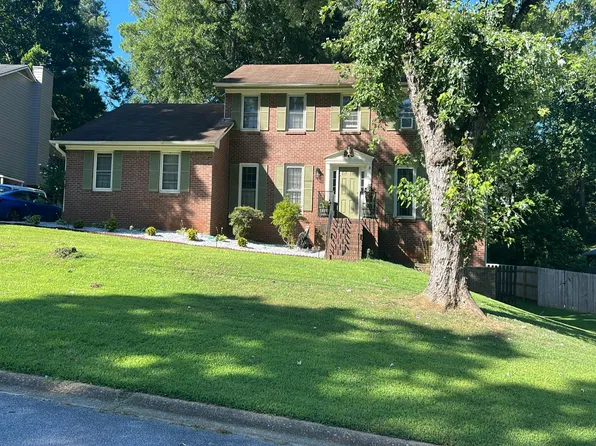 4638 Robie Rd SW, Lilburn, GA 30047