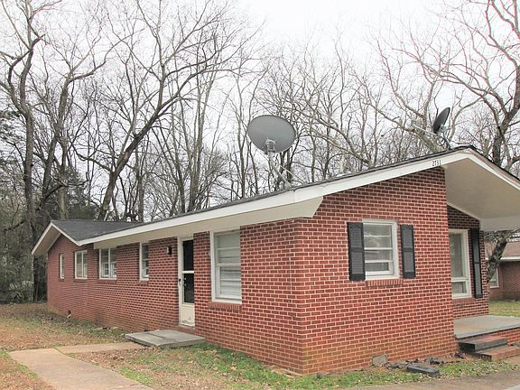 2nd image of 2731 Clayton Dr NW #A