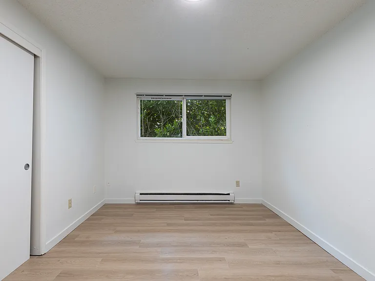Timberwood Apartments — Photo 22