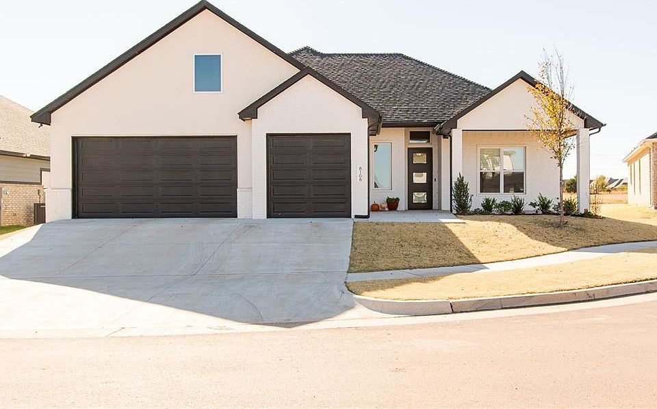 1st image of 8108 NW 151st Cir