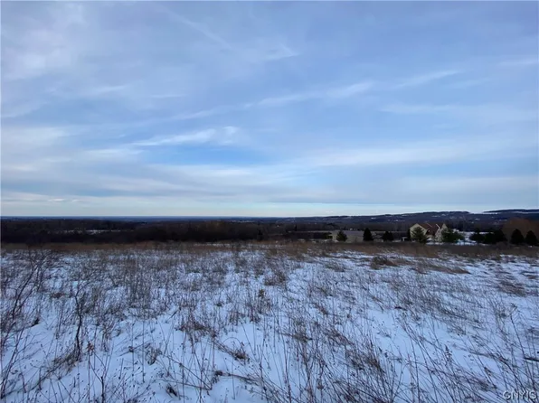 L5 Lafayette Rd #3, Jamesville, NY 13078