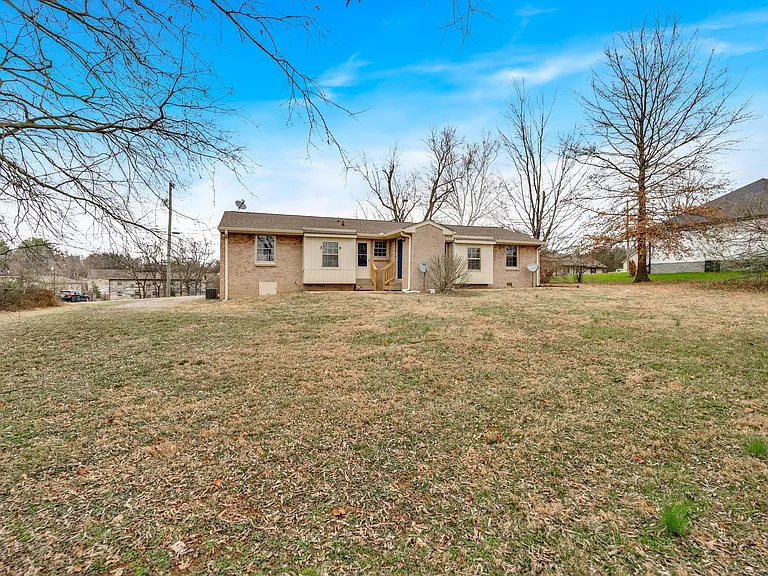 102 Jennings Dr #A — Photo 15