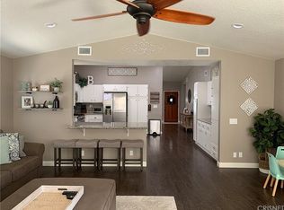 22454 Paragon Dr, Santa Clarita, CA 91350