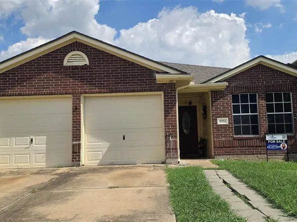 2734 Villa Del St, Sugar Land, TX 77498