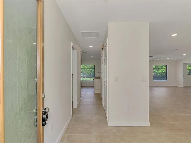 2340 Palmetto St — Photo 10