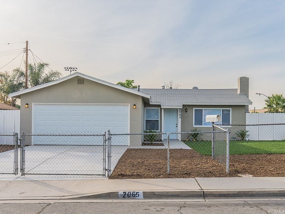 1st image of 2065 Palmgrove Ave