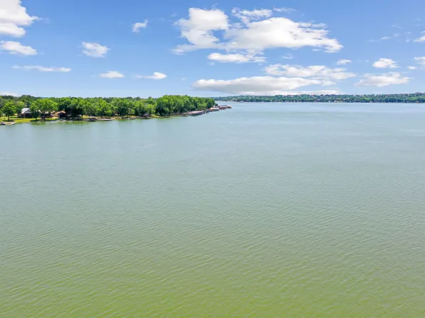 2325 E Lake Dr, Weatherford, TX 76087