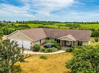 W5339 Windmill Ridge Rd, New Glarus, WI 53574
