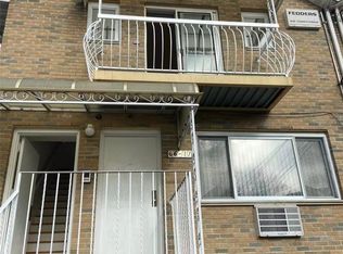 6617 52nd Rd, Maspeth, NY 11378