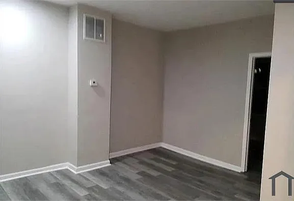 4 bed, $2,000 — Photo 3