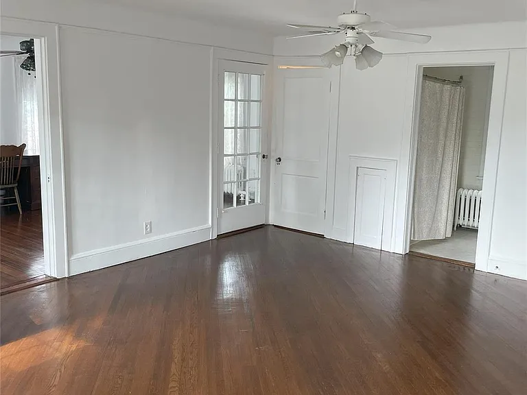 56 Nassau Blvd — Photo 21