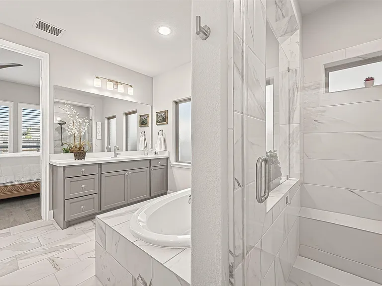 8922 Flounder Ridge Dr — Photo 27