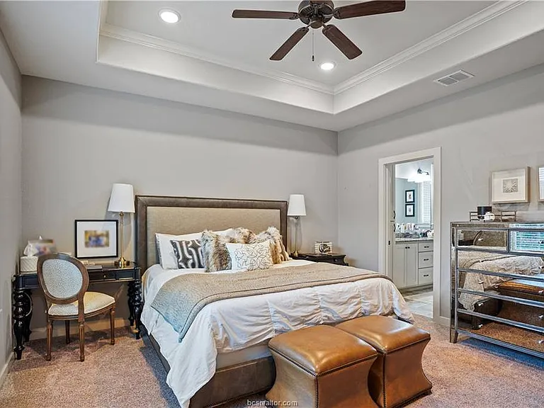 2711 Talsworth Dr — Photo 4