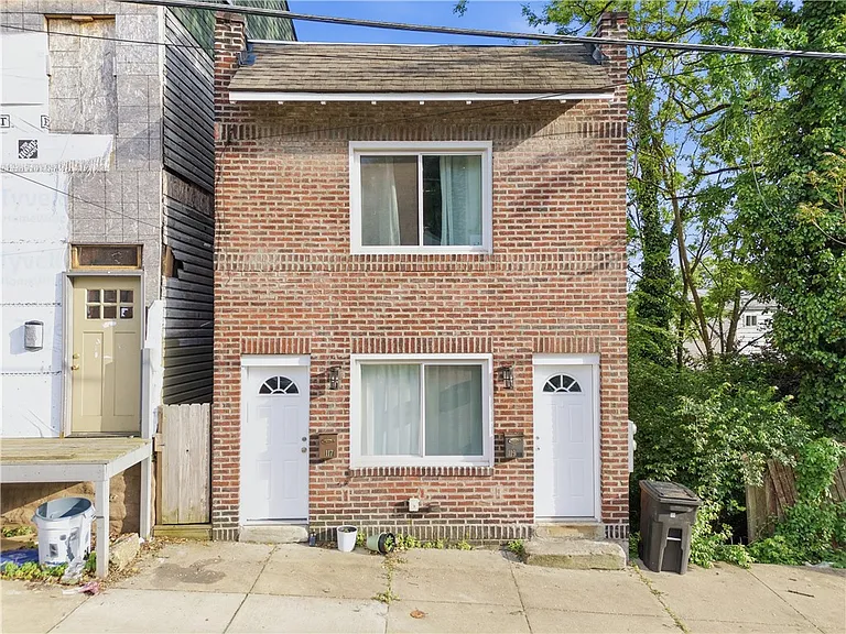 117 E Jefferson St #1 — Photo 1