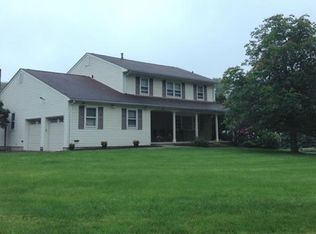 4 Gallop Ct, New City, NY 10956
