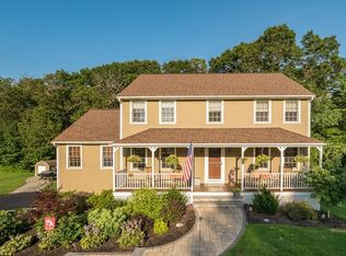 60 Kristin Ct, Northbridge, MA 01534