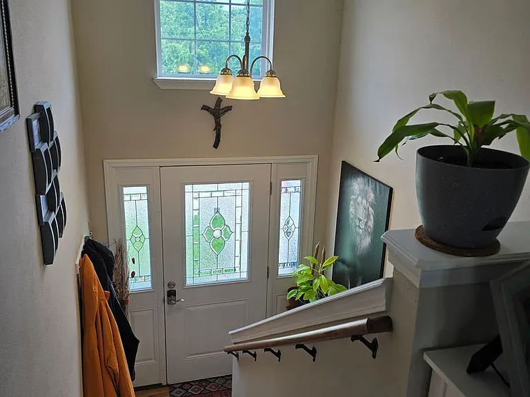 203 Ridgeview Dr — Photo 3