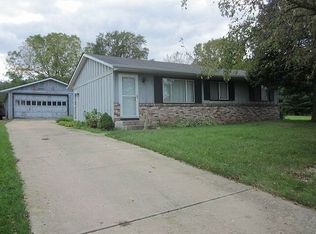 1627 Edgewood Dr, Davis, IL 61019