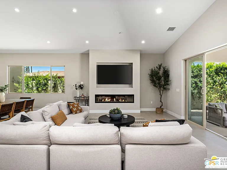 50540 Breva St — Photo 10