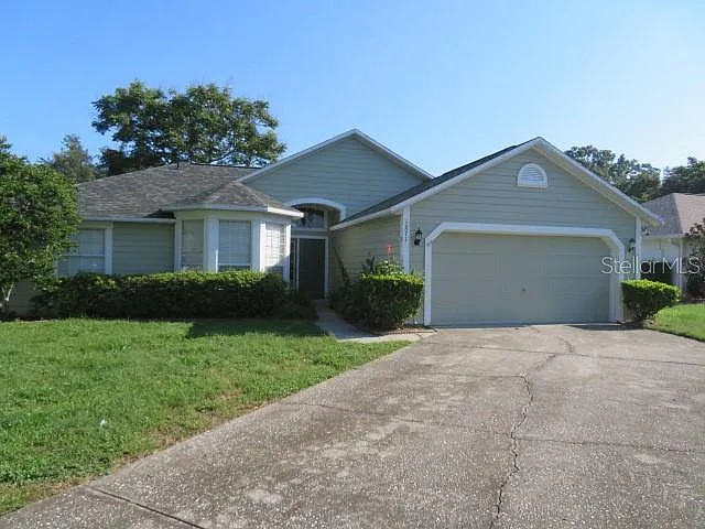 3 bed, 2.0 bath, 1478 sqft, $2,300 — Photo 2