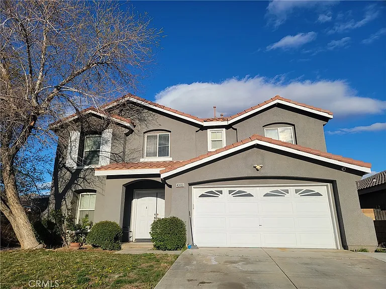 43650 Castle Cir — Photo 1