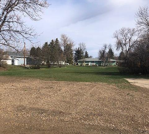 2nd image of 505 Polly Ave