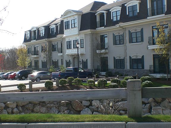 3rd image of 106 Vistas Ct