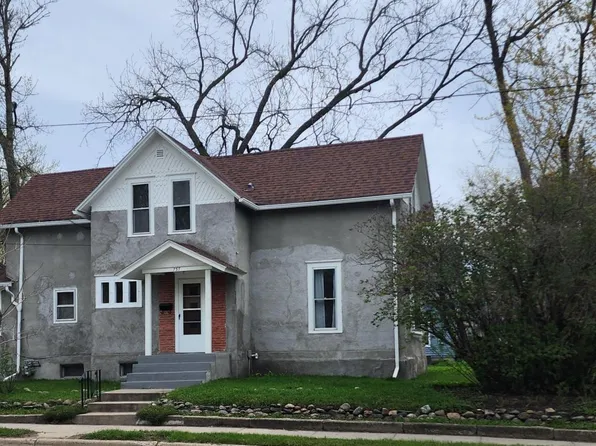 737 W Front St, Albert Lea, MN 56007