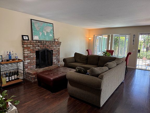 3rd image of 225 Plymouth Dr APT A