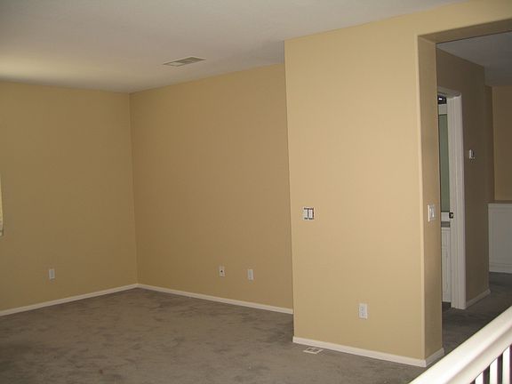 2nd image of 13928 Dominican Ave