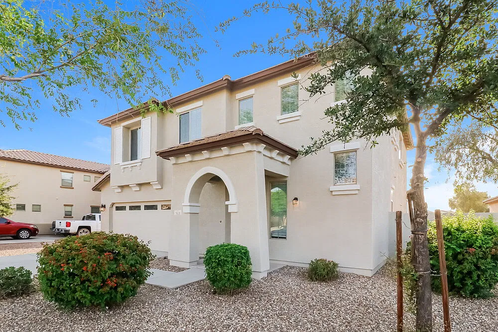 2 bed, 2.5 bath, 1761 sqft, $1,795 — Photo 4