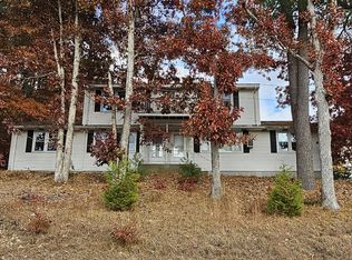 85 Vandale St, Putnam, CT 06260