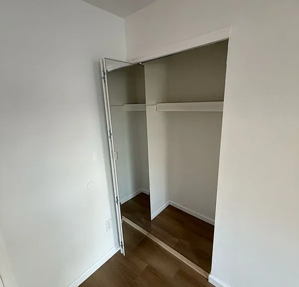 2807 Hawthorn Ct — Photo 16