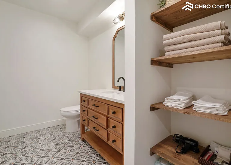 1336 Suncrest Rd — Photo 9