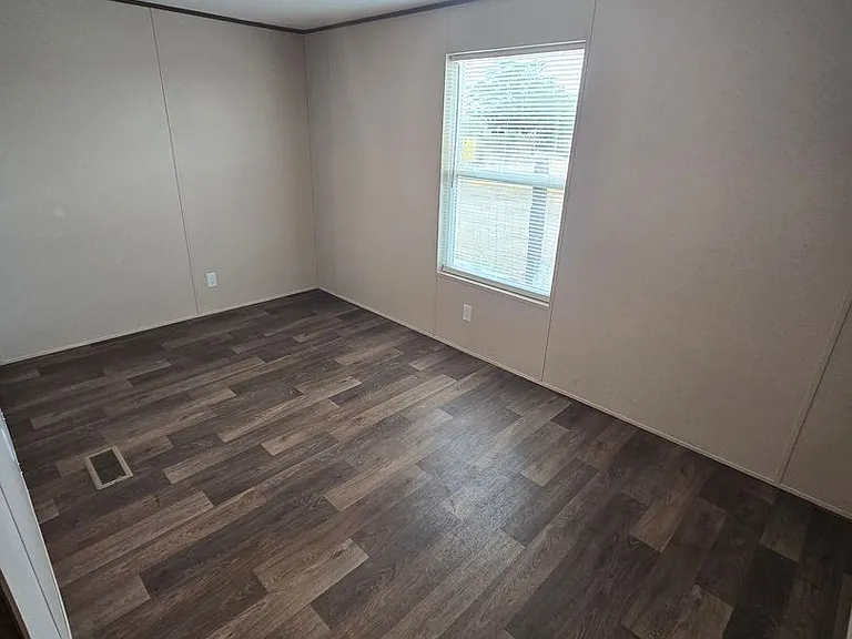 5800 E Hermans Rd #2 — Photo 23