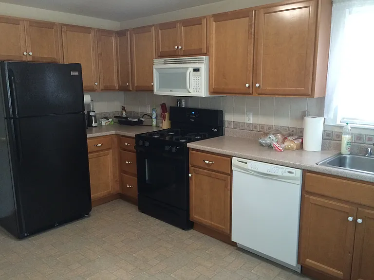 27 Perkins St #2 — Photo 1