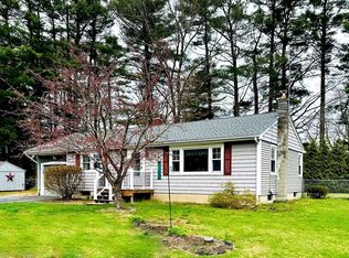 6 Elaine St, Webster, MA 01570