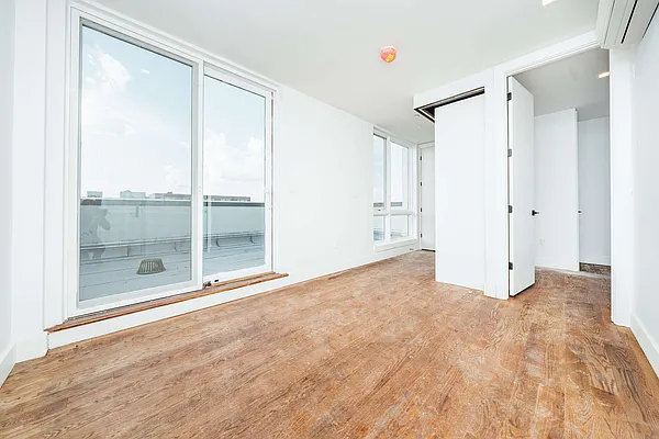 Rented by Nooklyn NYC LLC | media 30