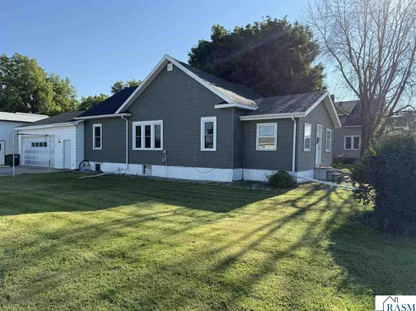 112 Main St, Courtland, MN 56021