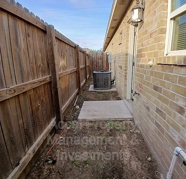 3713 Whitewing Ave #4 — Photo 10