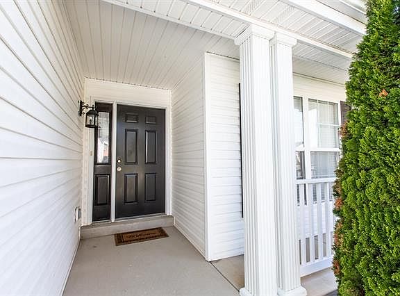 3rd image of 6804 Brandywine Ct