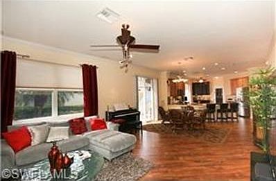 4th image of 10667 Avila Cir