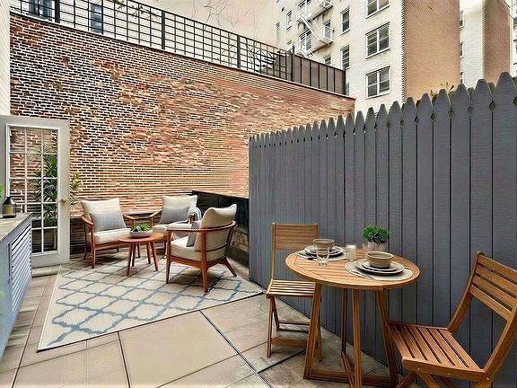 2nd image of 140 7th Ave APT 1P