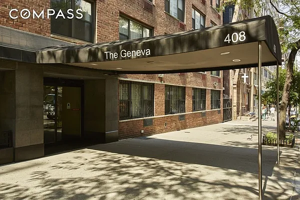 Rented by Compass | media 31