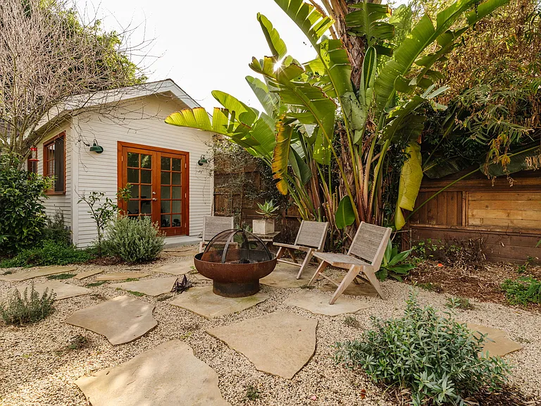 4190 McConnell Blvd — Photo 44