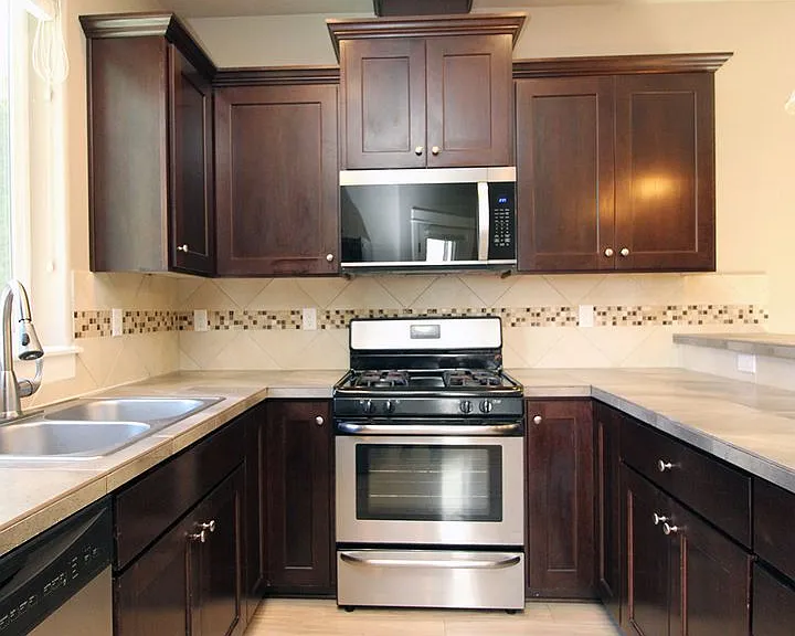 12654 Pavilion Pl — Photo 9